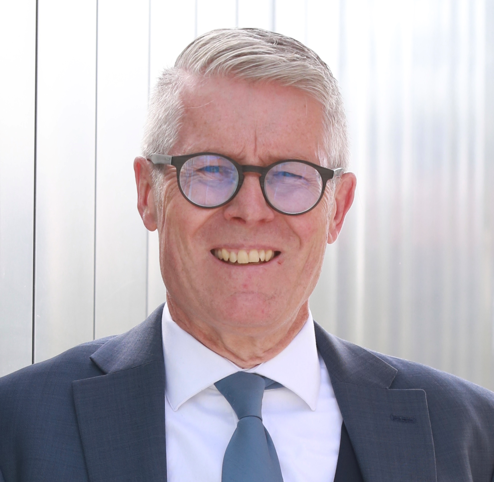 Picture of Dr. Malcolm Campbell Picture of Dr. Malcolm Campbell